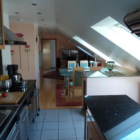 Ferienwohnung Rudolf-Lindner Neustadt an der Aisch Esterno foto